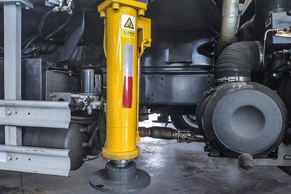 28米攪拌泵車 28米攪拌泵車